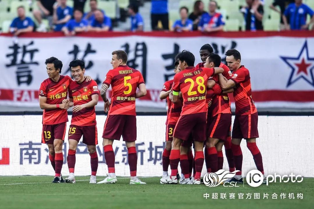 بث مباشر ليفربول ضد توتنهاممواجهة نارية في الدوري الإنجليزي